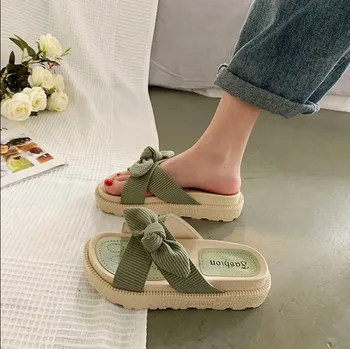 Rece papuci pentru femei excursie de vară tendință 2023 noua moda de a merge afară gros cu talpi de pantofi de plaja de pe litoral, sandale